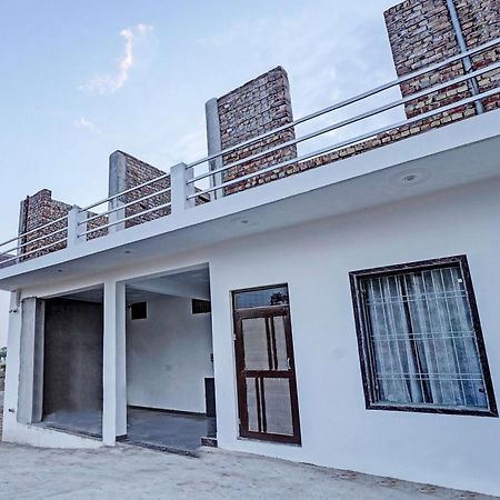 Hotel O Parth Logistics Dhāruhera エクステリア 写真