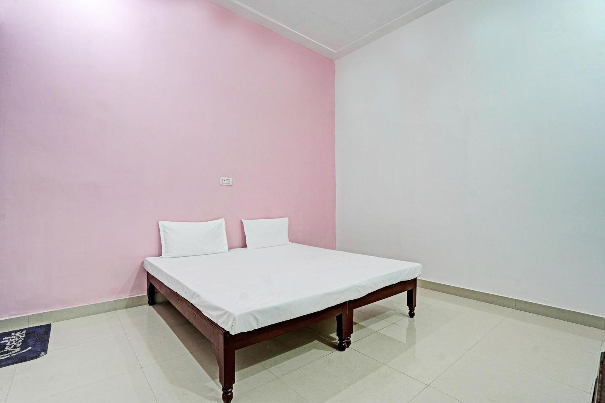 Hotel O Parth Logistics Dhāruhera エクステリア 写真