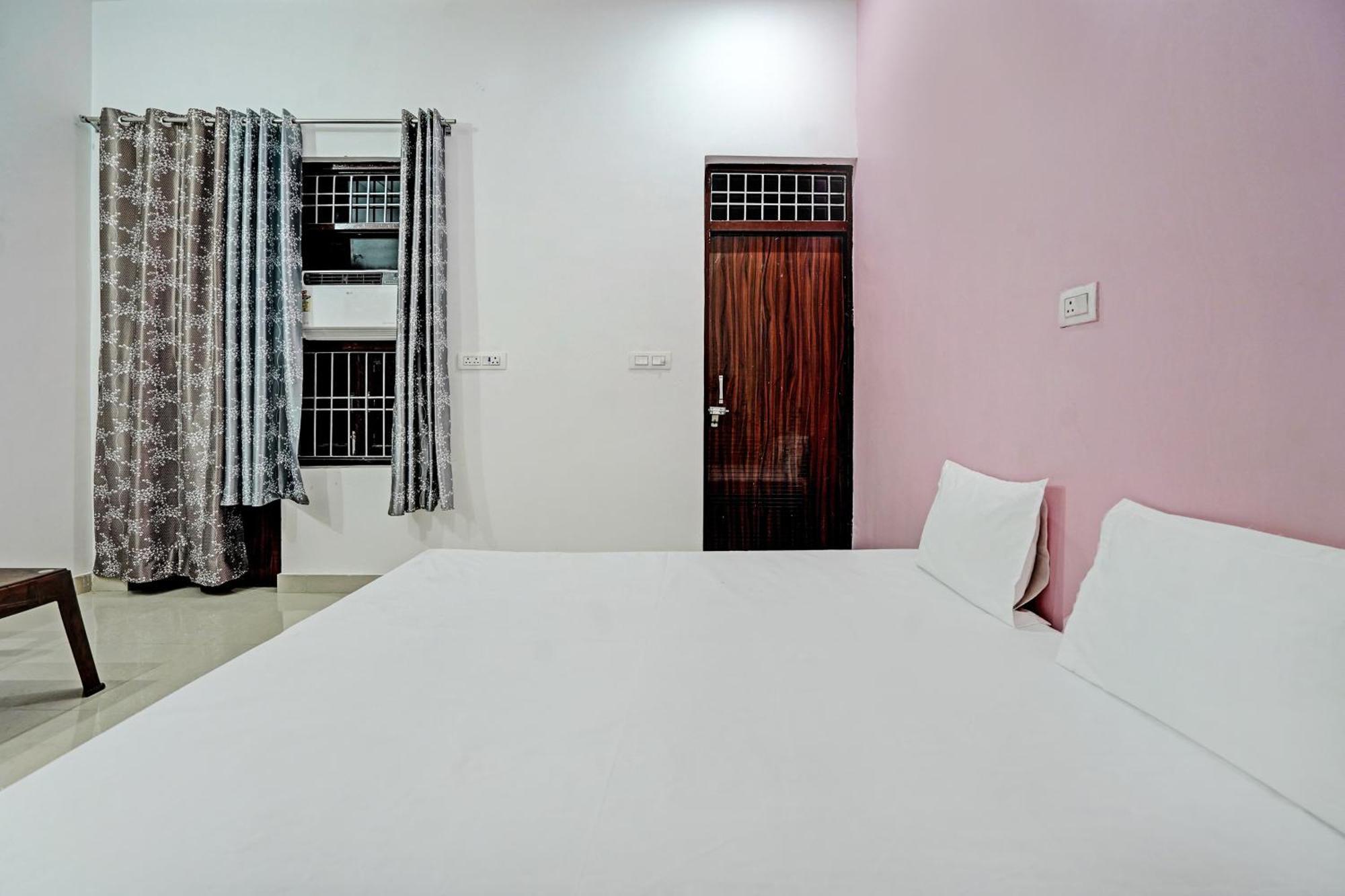 Hotel O Parth Logistics Dhāruhera エクステリア 写真