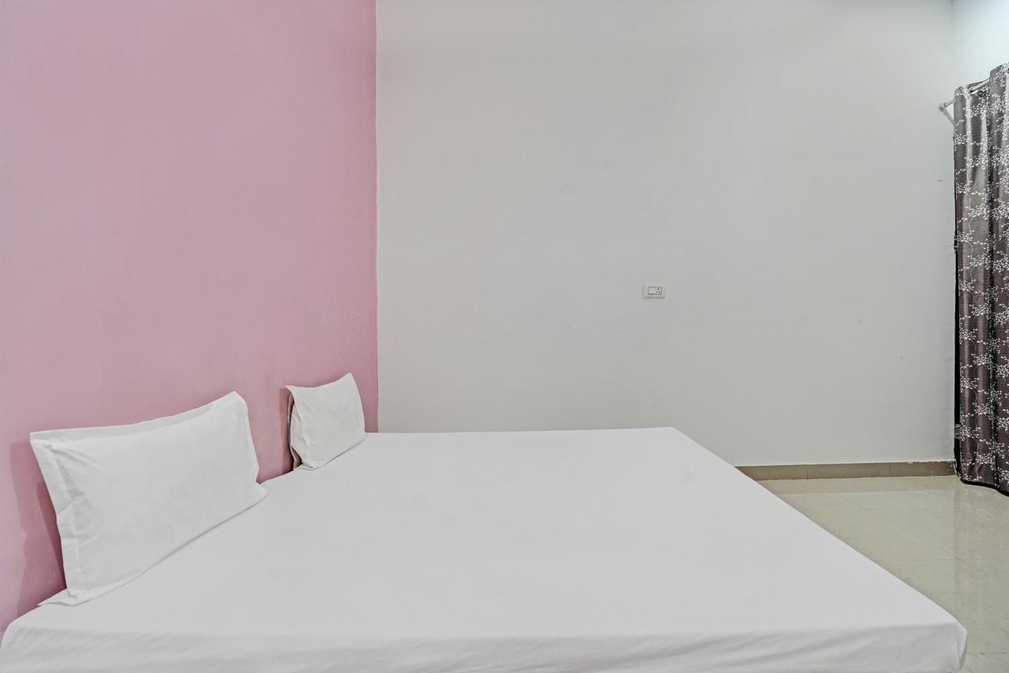 Hotel O Parth Logistics Dhāruhera エクステリア 写真