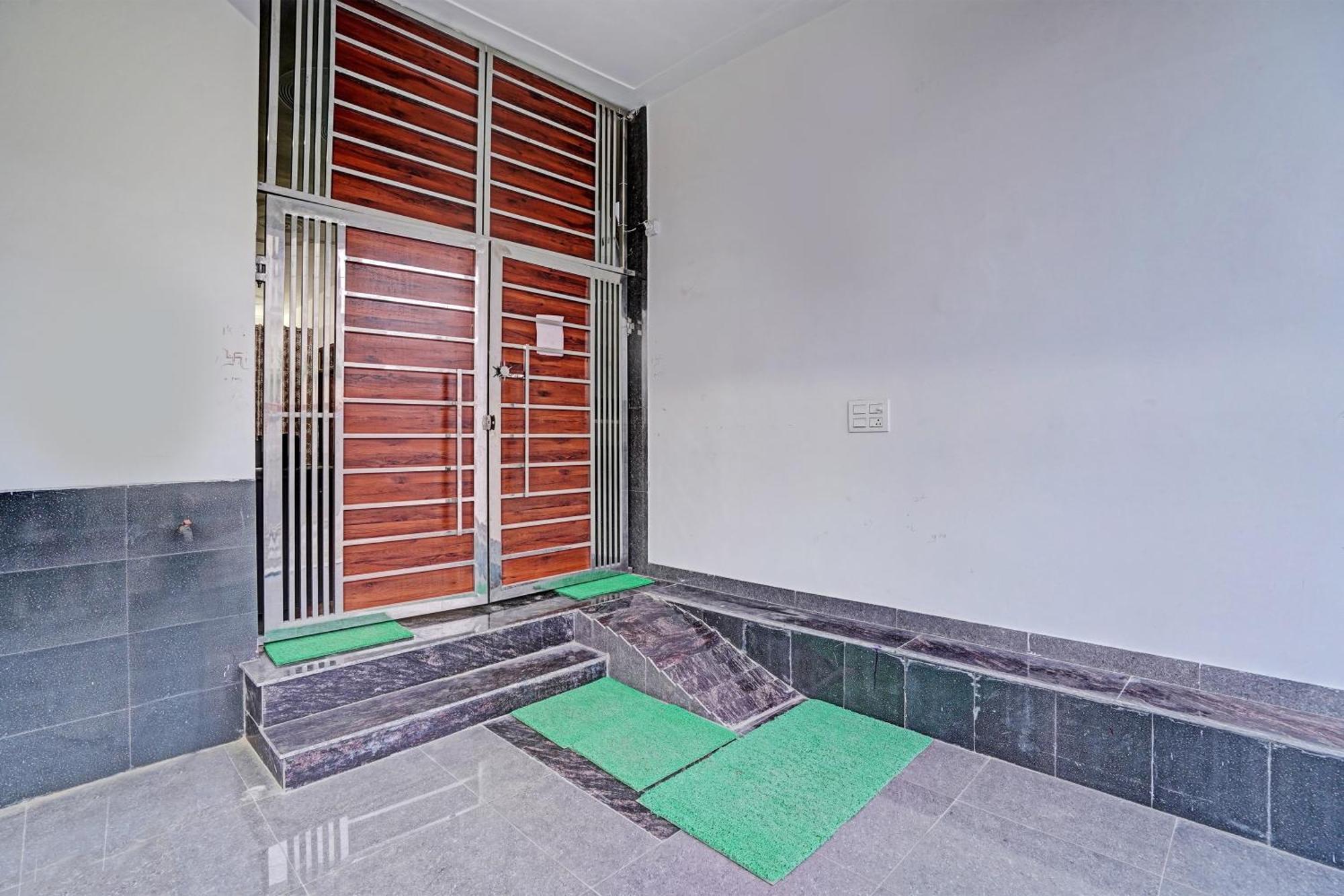 Hotel O Parth Logistics Dhāruhera エクステリア 写真