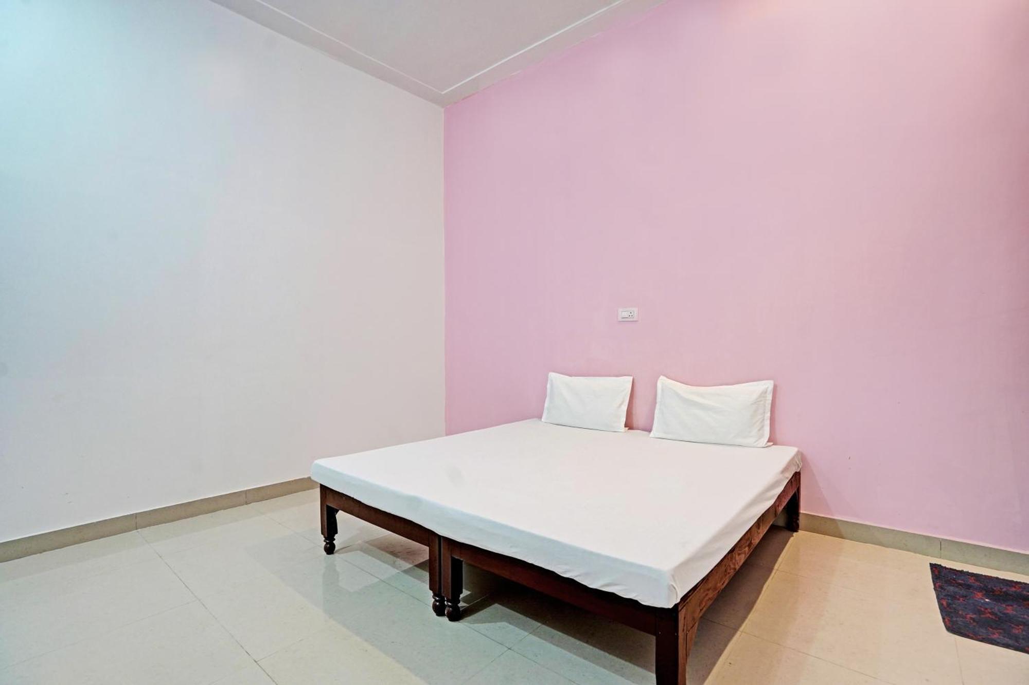 Hotel O Parth Logistics Dhāruhera エクステリア 写真
